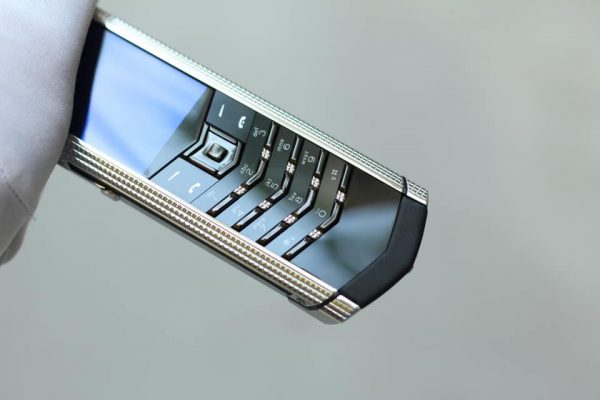 VERTU S (9)