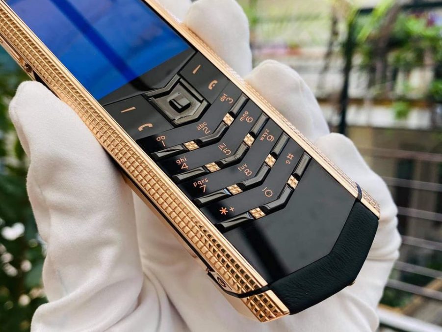 Vetu Signature S Clous de Paris Red Gold - Bảo Hành 2 Năm