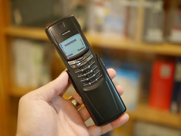 nokia 8910i chinh hang (10)